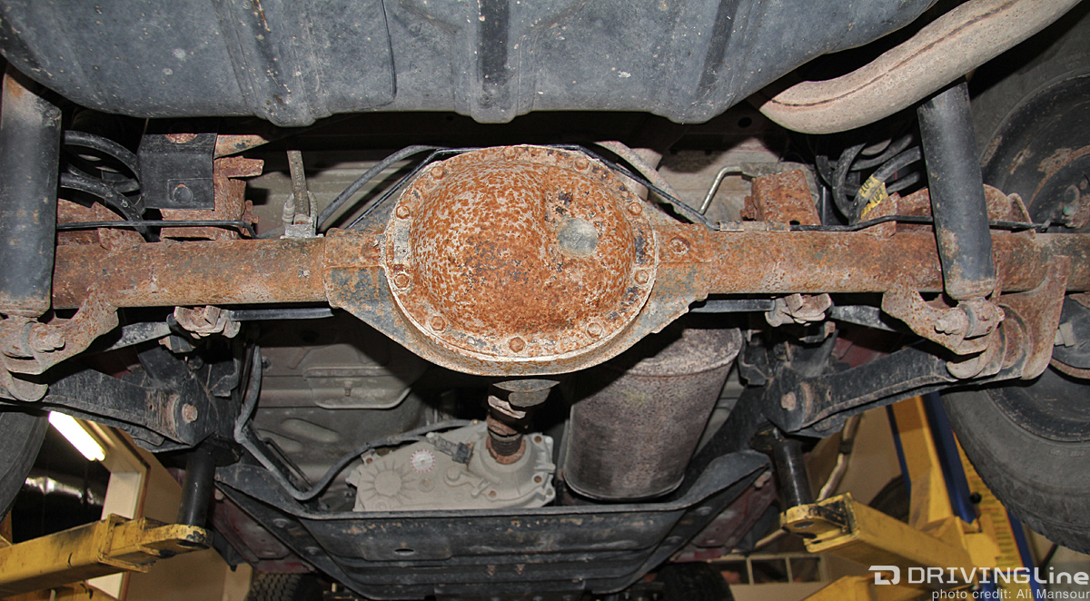 thumbnail interactive-video image 1 of Jeep Wrangler YJ TJ Dana 35 Passenger Rear Axle Shaft – No ABS, 1990-2006, Used 1 of 2